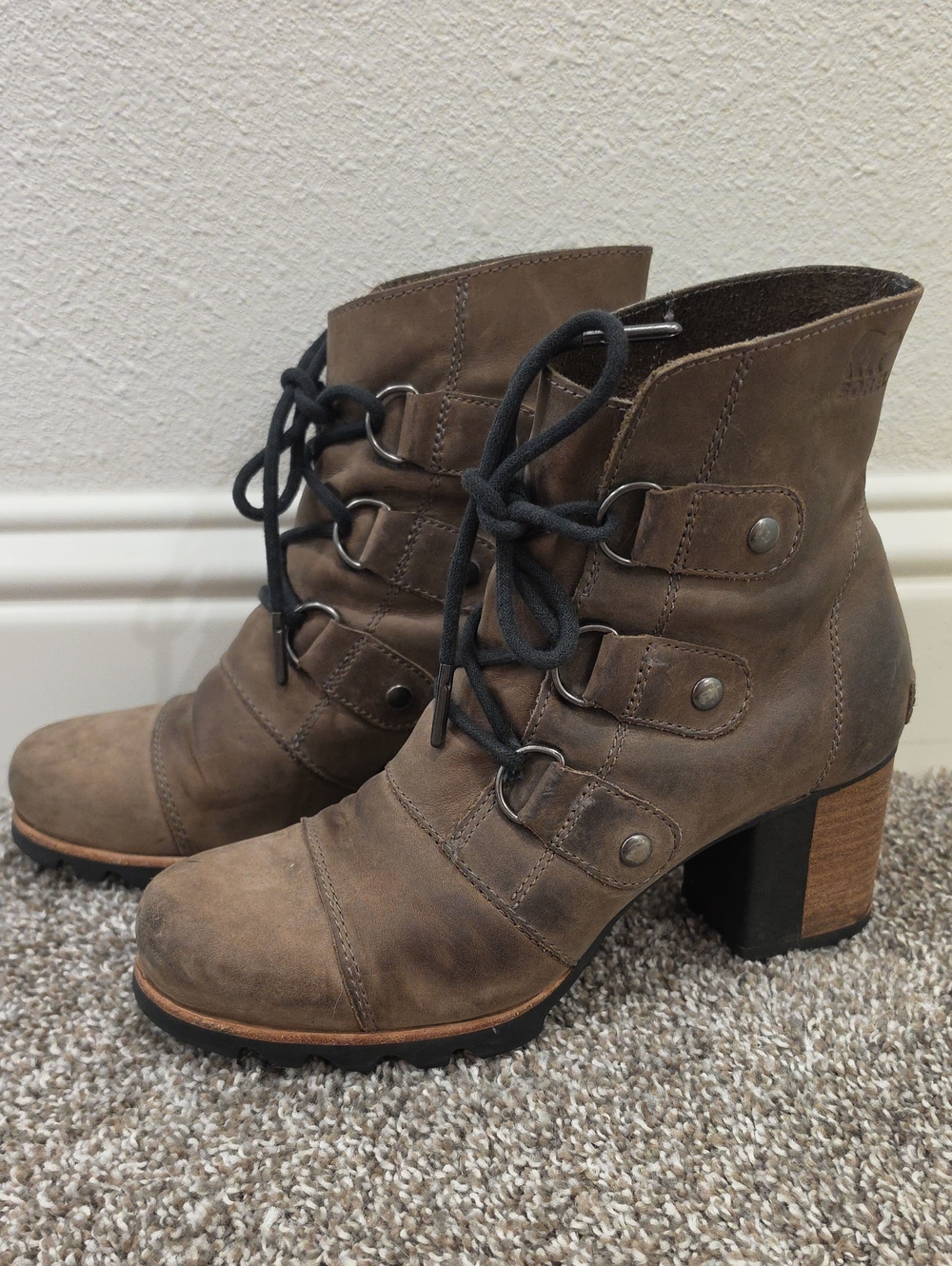 Sorrel Addington Brown Leather Lace Up Block Heel Ankle Boots Size 8